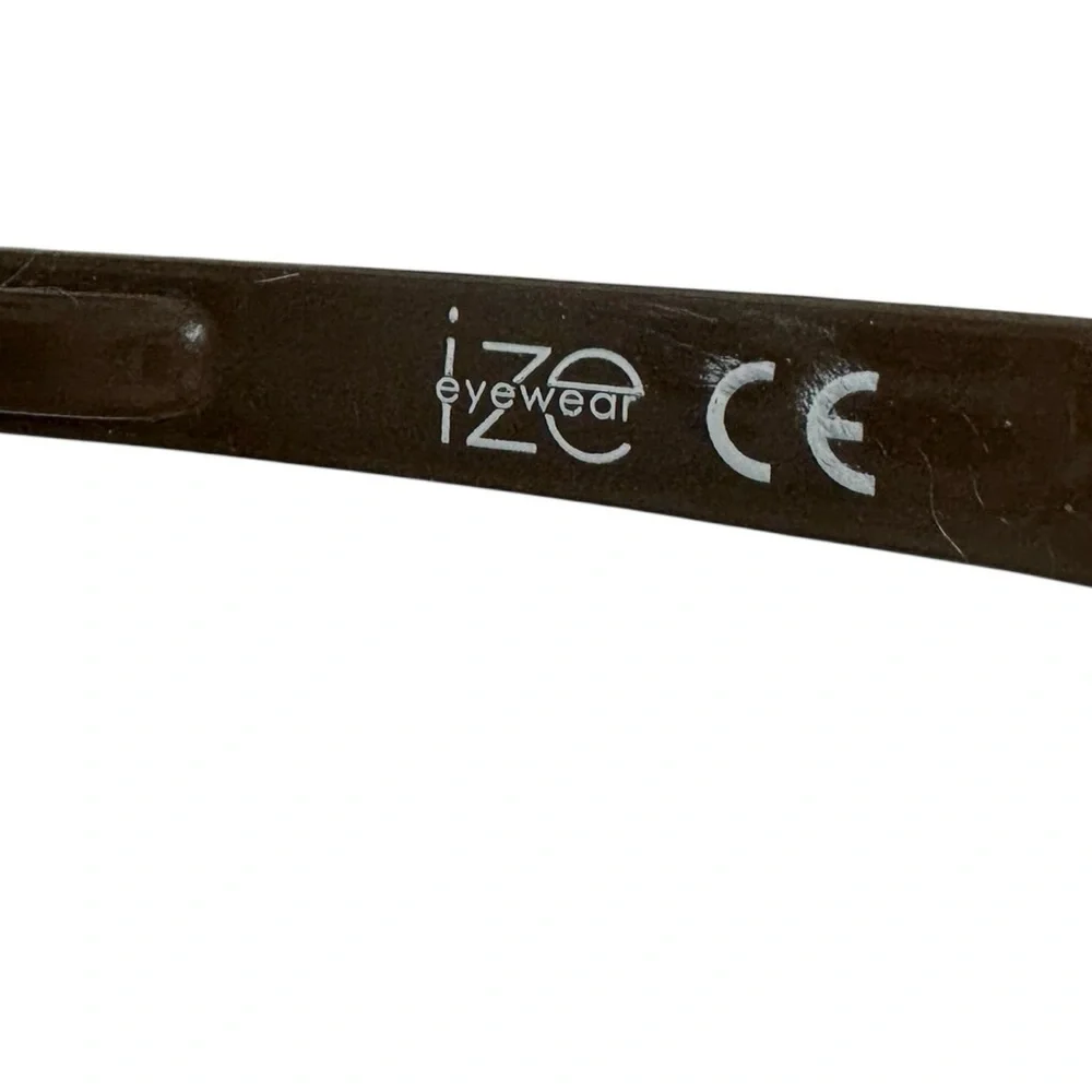New IZE Sunglasses Readers +3.00 Brown Glasses With Case
